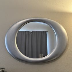 Oval Metallic Silver Framed Wall Mirror 33” x 23” (84 cm x 58 cm)