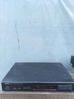 Onkyo Court Synthesized FM AM Stereo Tuner