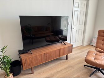 LG QNED 65QNED85 - TV - delivered in September 2024 (bought NEW in Best Buy) - great to furnish an AIR BNB