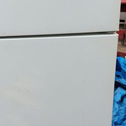 5ft Refrigerator