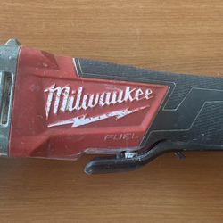 Milwaukee disc grinder 2780-20 ( Hablamos Espanol) 