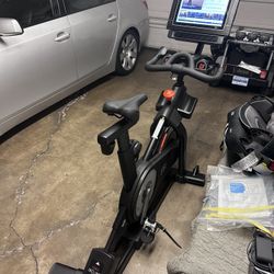 Nordic Trak Exercise Bike 