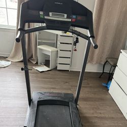 Treadmill Good Conditions 