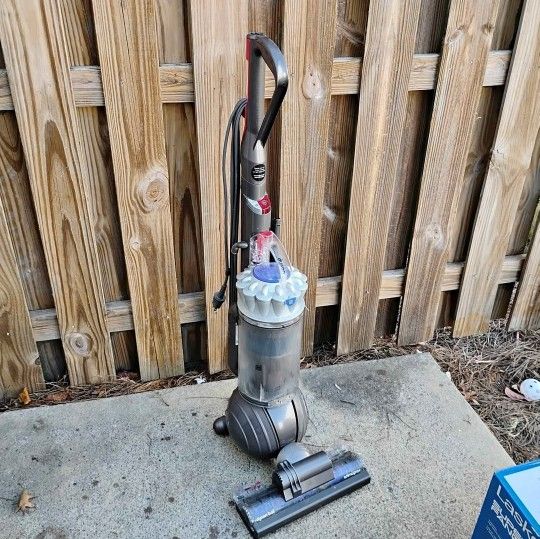 Dyson Ball animal pro plus upright vacuum cleaner