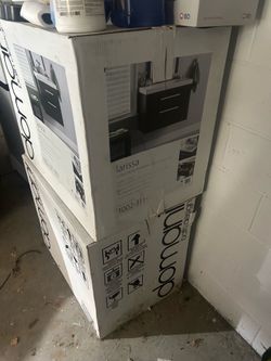 Bathroom vanity
