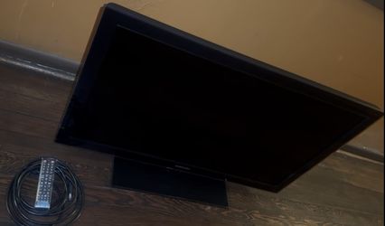 Samsung 40" 1080p HDTV – Pristine Condition – Remote Included