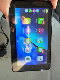 Apple car play car screen touch screen with reverse camera