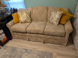 Free Couch / Sofa