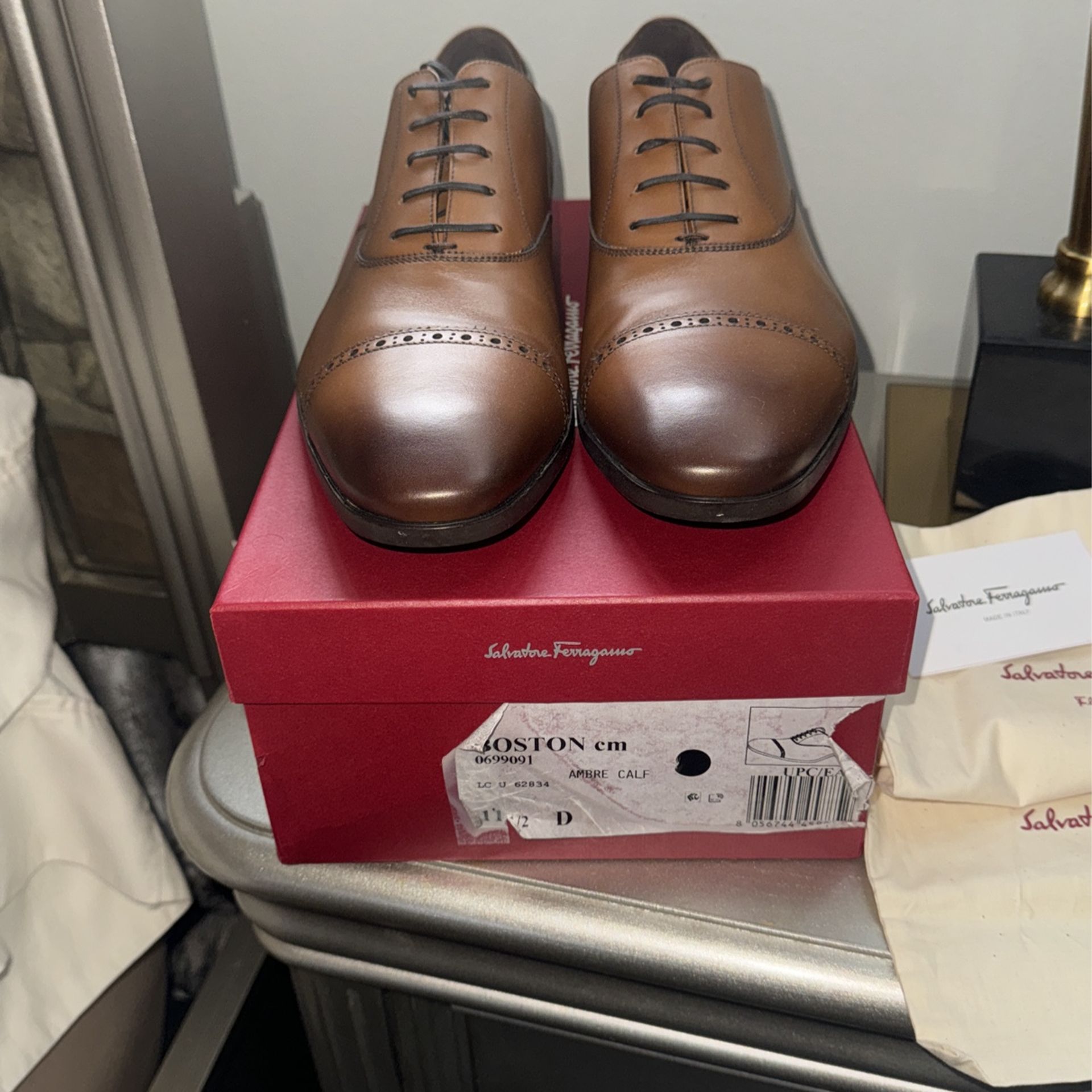 Ferragamo (men's Dress Shoe **Brand New***