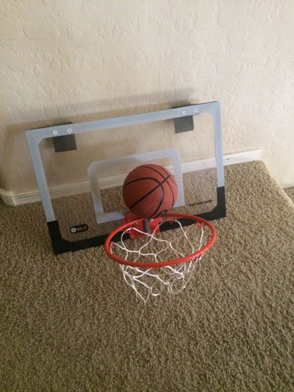 Sklz mini basketball hoop