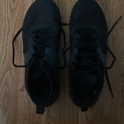 Nike Shoes Size 10.5