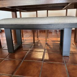 Cushioned dining bench