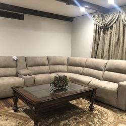 Brand New 6 Piece Sectional 