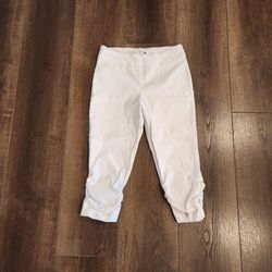 Women's Tribal size 10 stretch white pull-on capri pants, smooth, elasticized flat-front waistband (typically built with their signature Flatten tummy