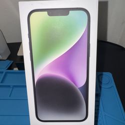 Unlocked iPhone 14 Plus with box (Mint)