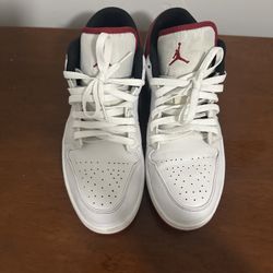 Jordan 1 Low