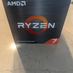 Ryzen 7 5800xt CPU 36mb cache with heat sink.