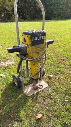 Bosch brute electric jackhammer