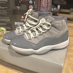 Jordan 11 cool grey Size 8.5 men’s