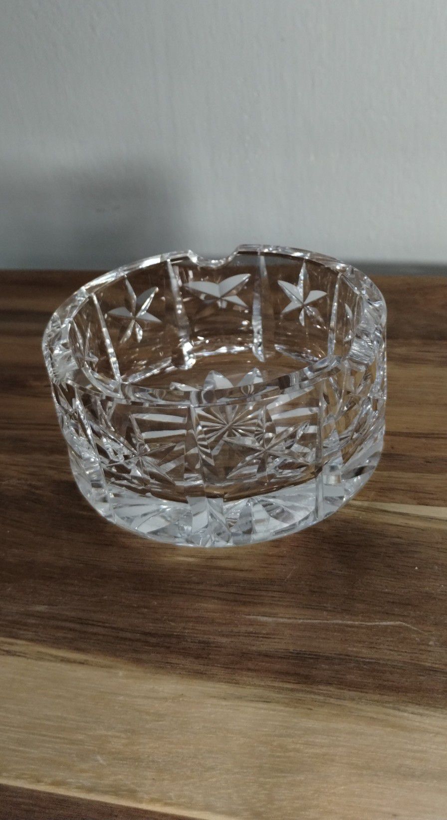 WATERFORD CRYSTAL SMALL ROUND ASHTRAY 3"×2"