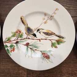 Lenox Winter Song  Luncheon Plates Set of 6 Bird Design, 9.5 inch, great condition, rarely used, microwave dishwasher safe