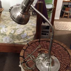 Good Quality Gooseneck Lamp Appx 23 “ Tall