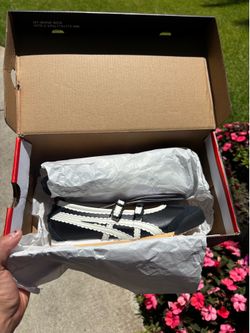 Ontosuka Tiger Shoes
