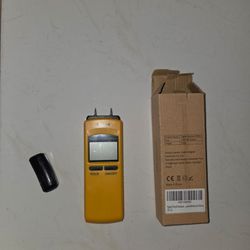 FstDgte Digital Moisture Meter for wood,measures moisture 10-40%,comes with original box and instruction manual.