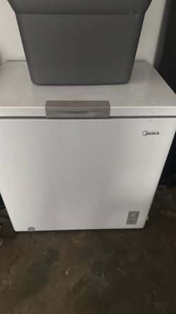 Deep freezer
