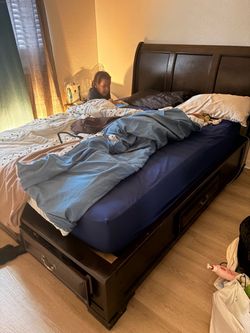 Bedroom set for sale