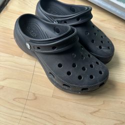 Crocs size 7womens