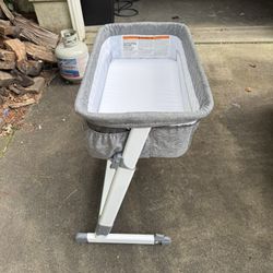 Baby Bassinet 0-6 Months!