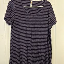 LuLaRoe Classic T-shirts Size XL