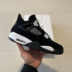 Jordan 4 White Thunder