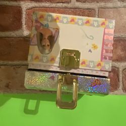 Barbie doll box No Key