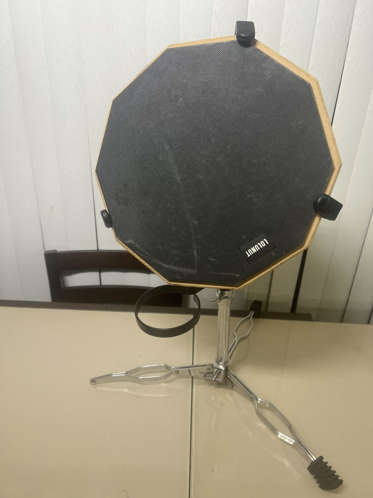 Practice Drum Pad, 12 Inches Double Sided Silent Rubber Dumb Drum with Stand . Used in good condition with some cosmetic blemishes associated with nor