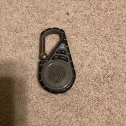 Bluetooth Clip Speaker