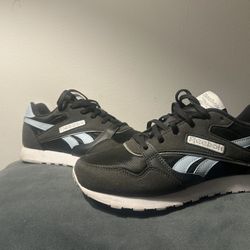 Reebok  Women’s ultra flash Running Sneaker Size 9