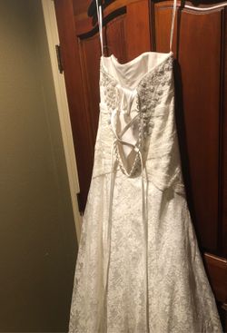 Wedding dress