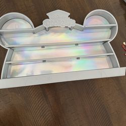 Disney Doorables stand