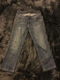 WOMEN CAPRI SIZE 0