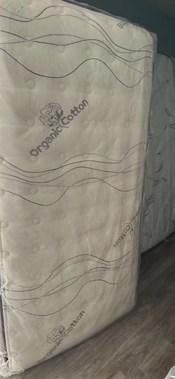 Twinn 12in organic cloud EuropillowTop Matres!!!!!