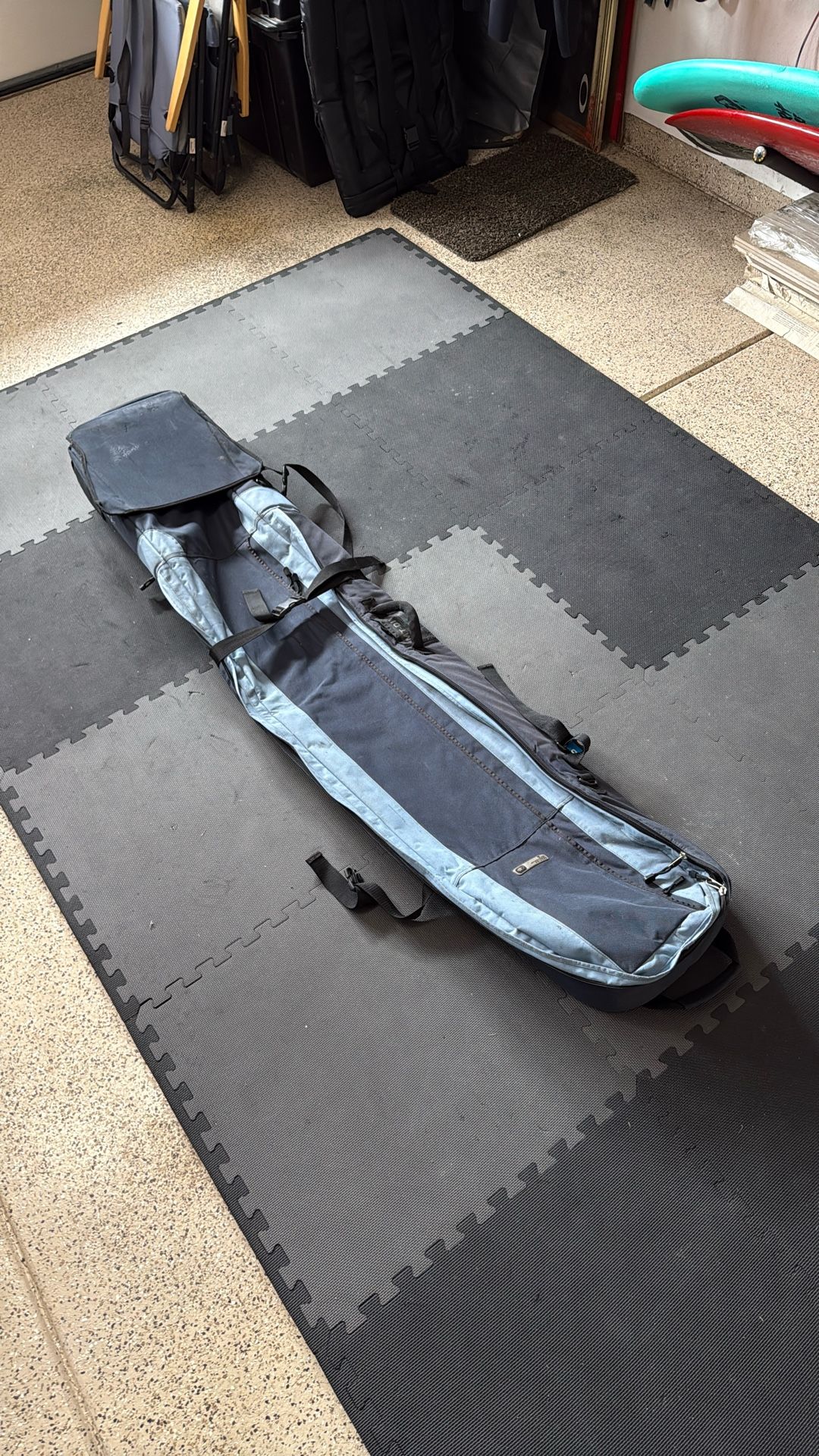 Snowboard Board Bag w/ Wheels