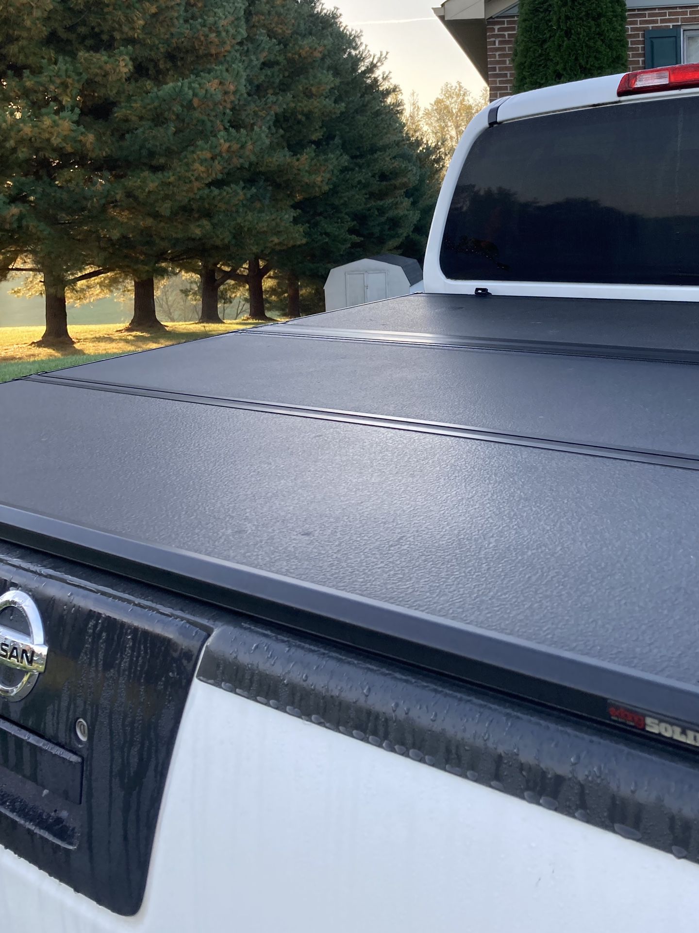 Extang solid fold tonneau cover for Nissan Frontier