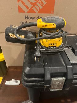 Dewalt hand sander