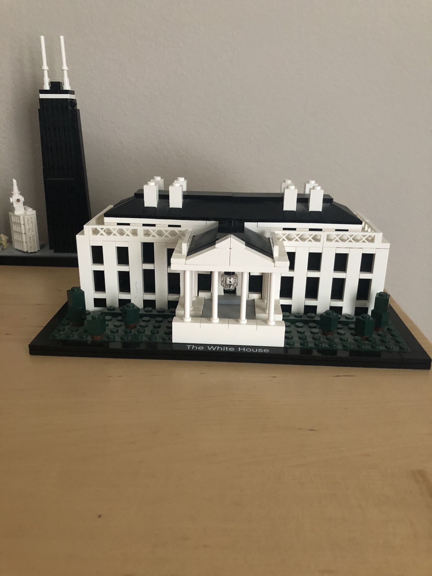 White House and Chicago architecture legos 15 each 25 for both