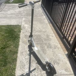 Long Range Electric Scooter 