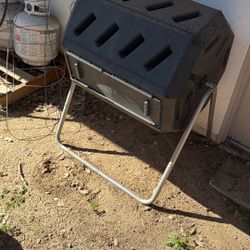 Free. Veggie Scrap Recycle.  Garden. 