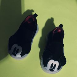 Disney Mickey Mouse Baby Shoes 6-9 Months