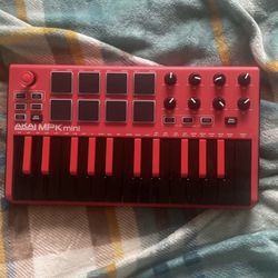 AKAI mpk Mini 